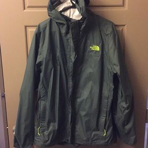 Men’s North Face Lightweight Rain Jacket